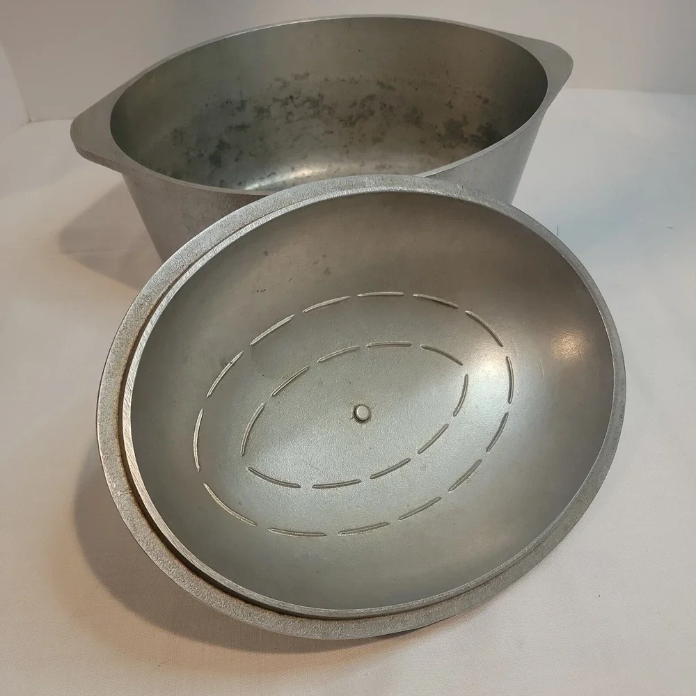 Vintage Club Hammered Aluminum 14 
